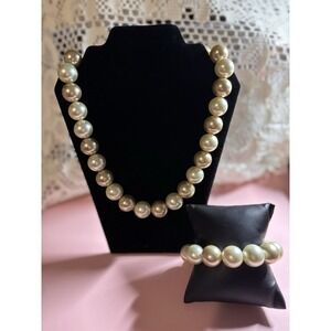 18 Inch 14mm Glass Pearl Necklace with Toggle and Matching Bracelet. Vintage
